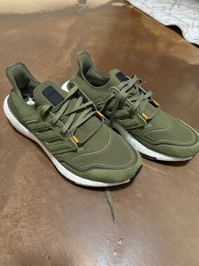 Ultraboost adidas Men’s Olive Green Knit Running Sneakers